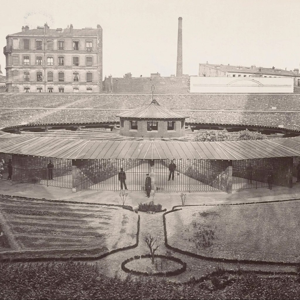 La prison Mazas est une prison aujourd'hui disparue qui se trouvait dans le 12ème arrondissement de Paris