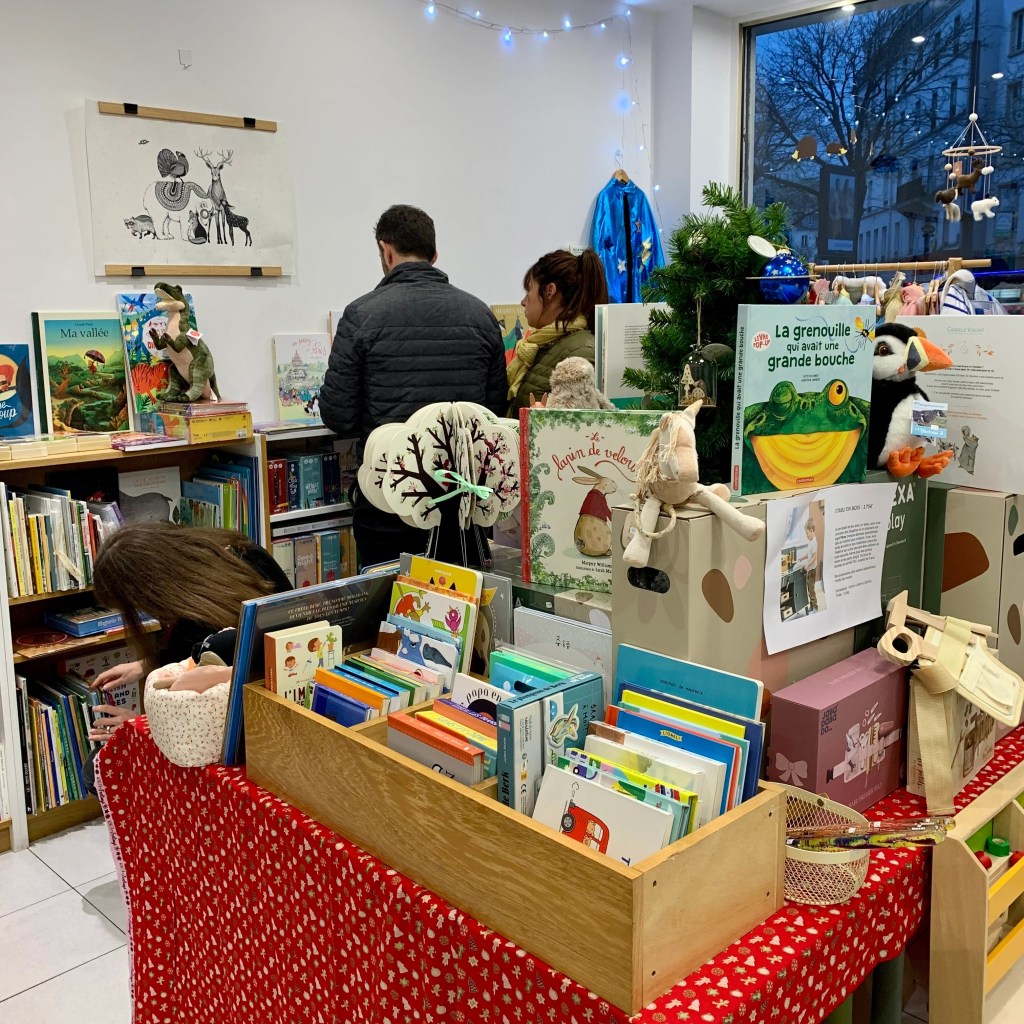 mercredi sur la lune concept store enfants paris 12