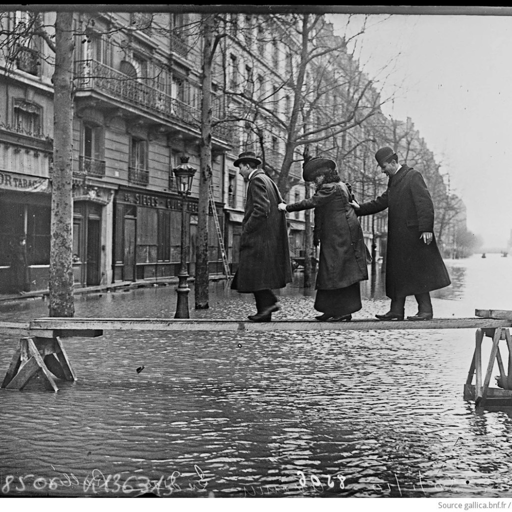 images de la crue de la Seine de 1910 dans le 12ème arrondissement de Paris