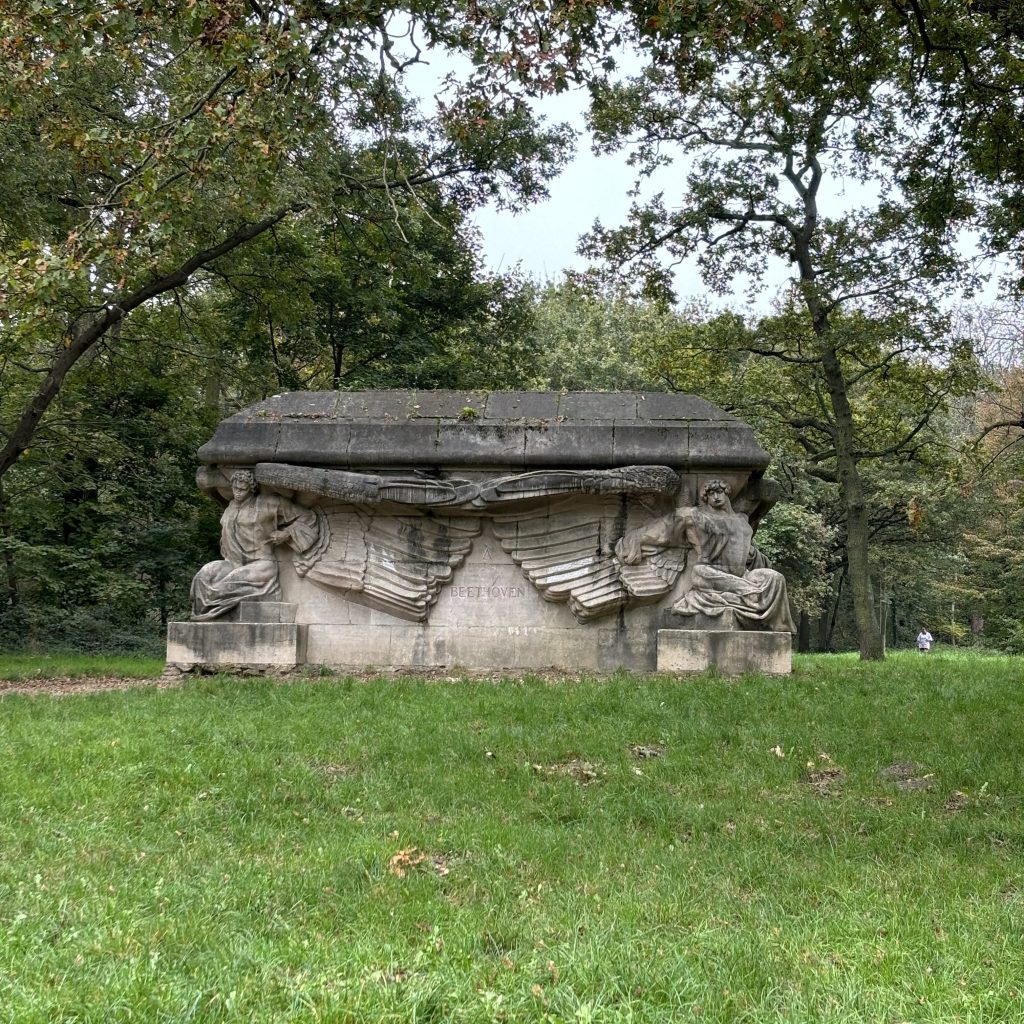 statue de Beethoven dans le bois de Vincennes