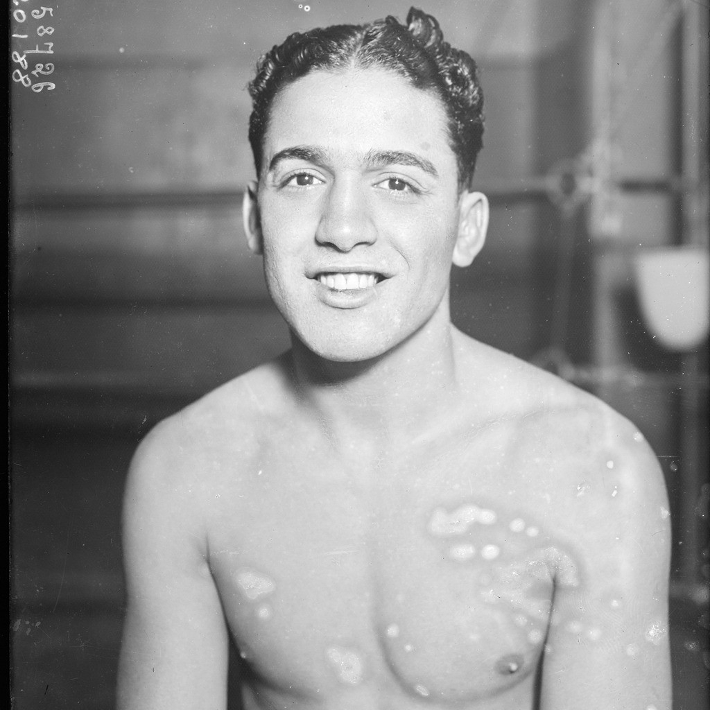 Victor Young Perez Paris 12