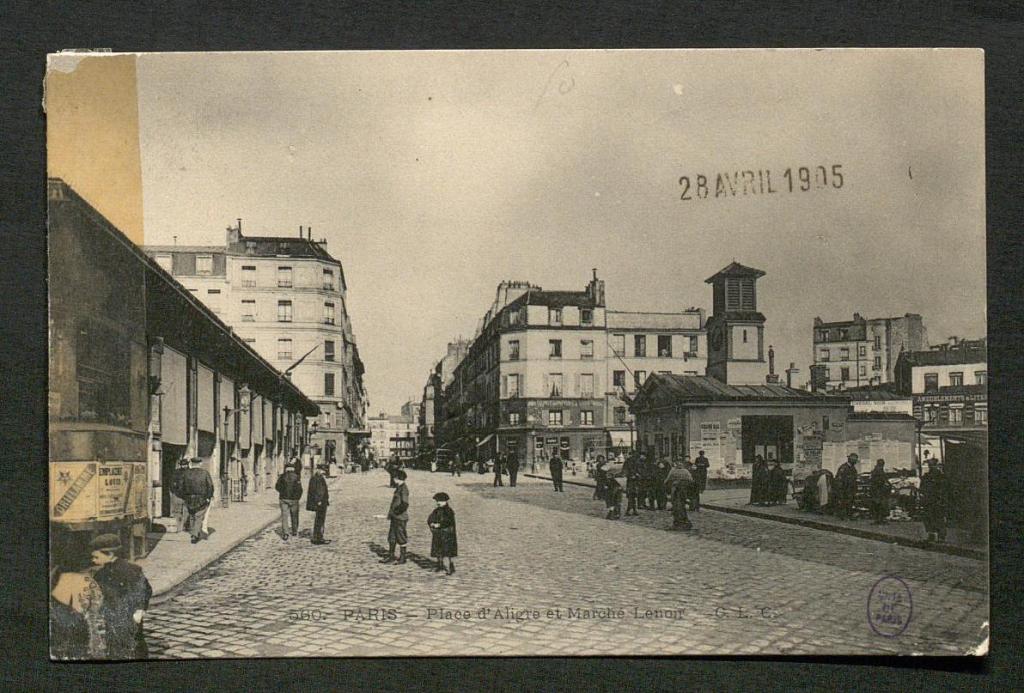 petite mairie place d'Aligre